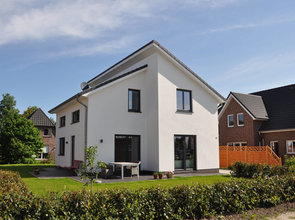 Platz für die ganze Familie! Neubau Einfamilienhaus auf großem Grundstück in Oldenburg! 